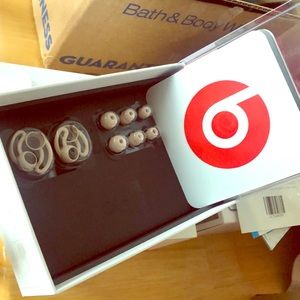 Gold Beats x wireless extra pieces